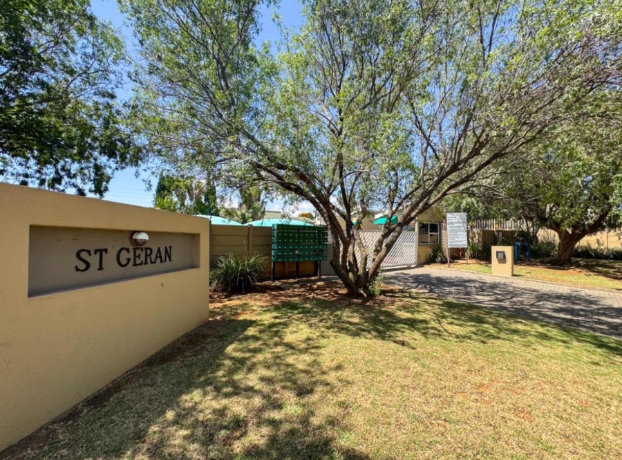2 Bedroom Property for Sale in Meyersdal Gauteng
