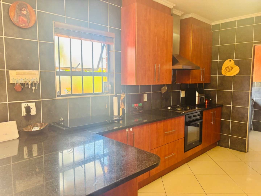 3 Bedroom Property for Sale in New Redruth Gauteng