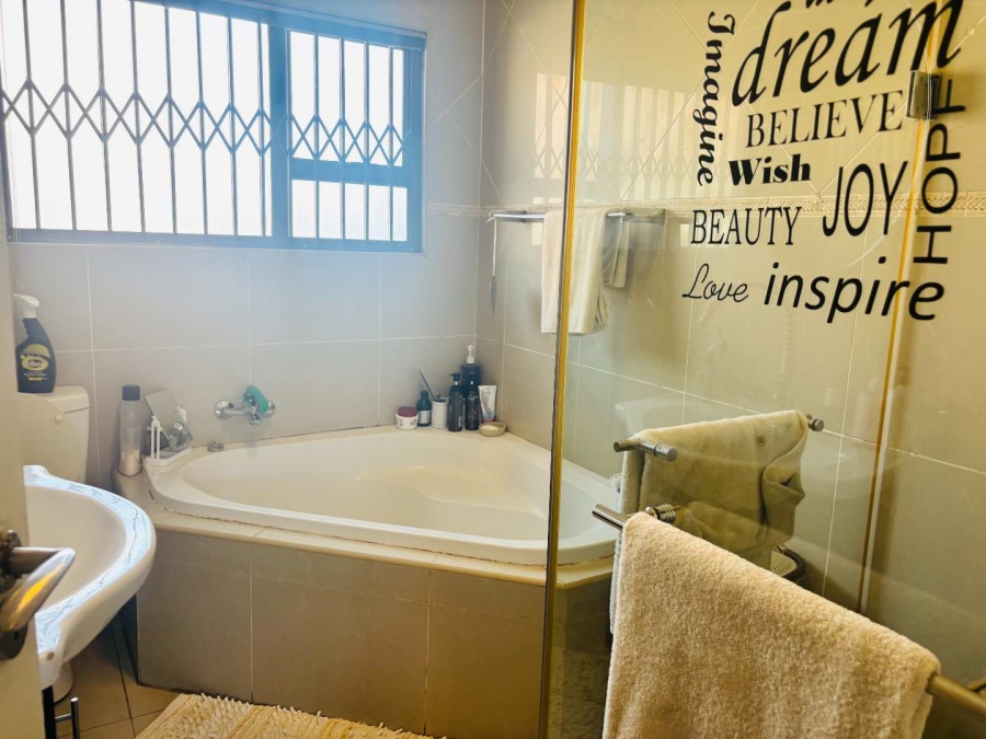 3 Bedroom Property for Sale in New Redruth Gauteng