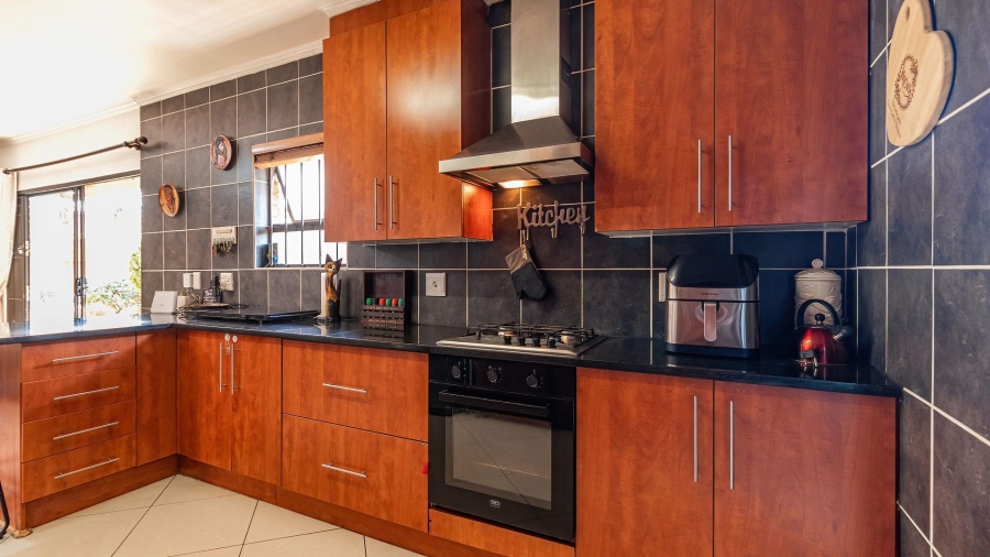 3 Bedroom Property for Sale in New Redruth Gauteng