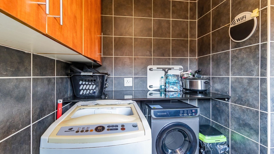 3 Bedroom Property for Sale in New Redruth Gauteng