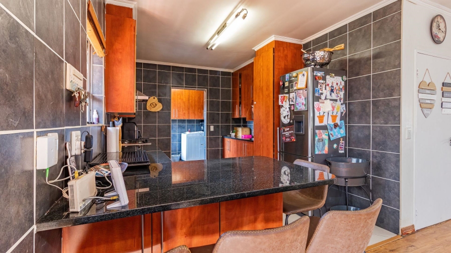 3 Bedroom Property for Sale in New Redruth Gauteng