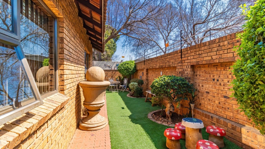 3 Bedroom Property for Sale in New Redruth Gauteng