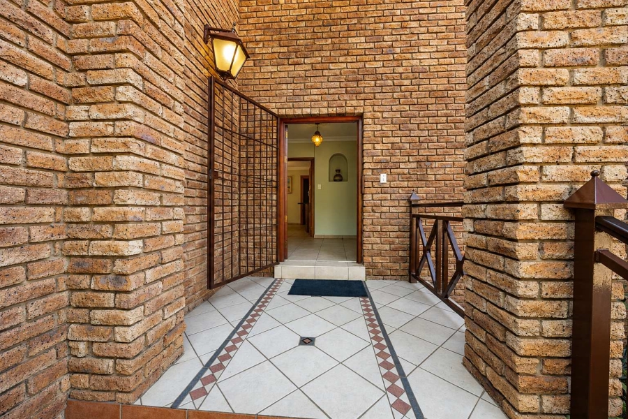 3 Bedroom Property for Sale in Wapadrand Gauteng