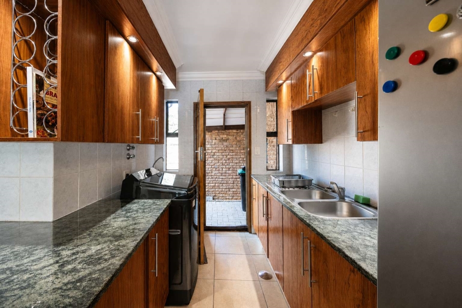 3 Bedroom Property for Sale in Wapadrand Gauteng