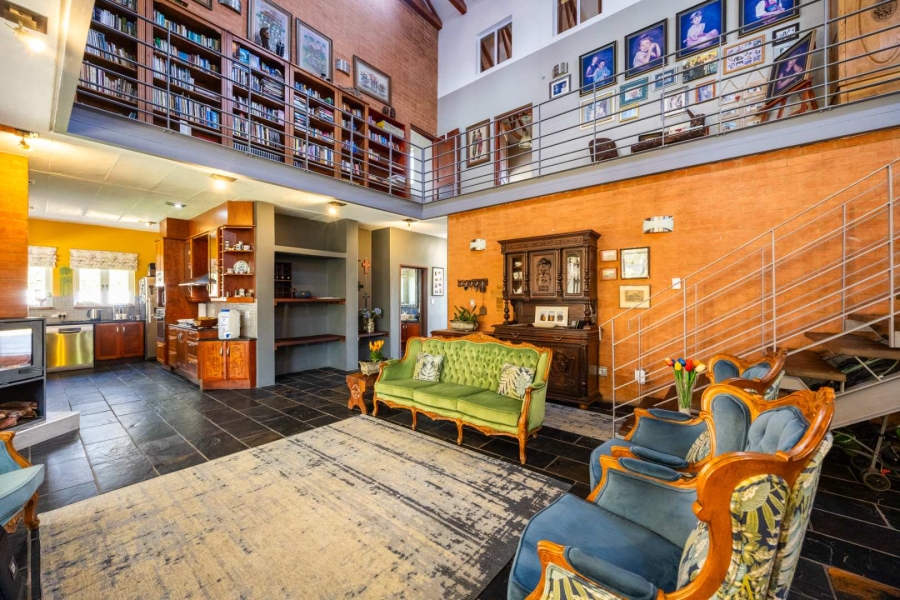 5 Bedroom Property for Sale in Moreleta Park Gauteng
