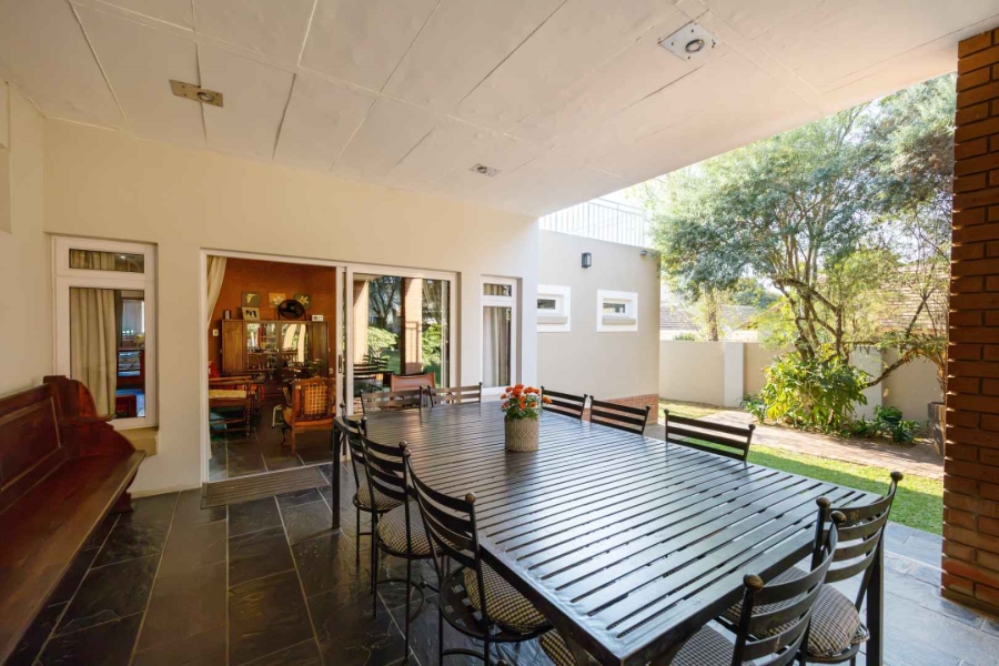 5 Bedroom Property for Sale in Moreleta Park Gauteng