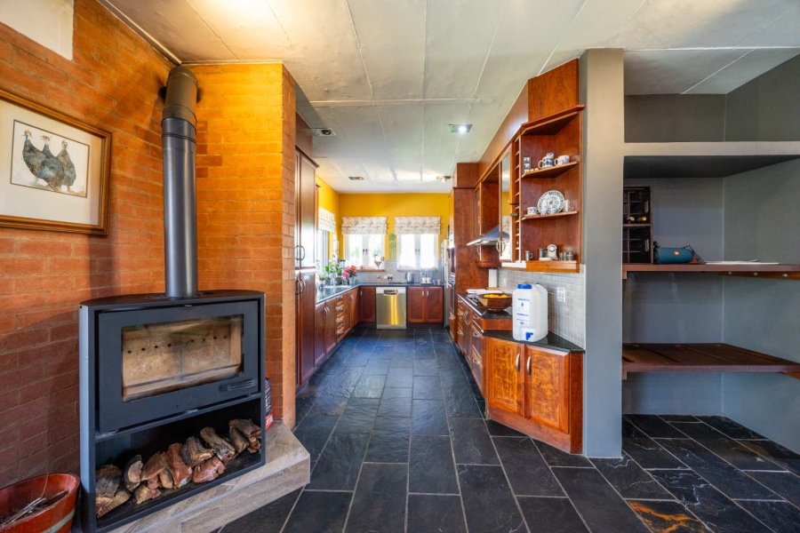 5 Bedroom Property for Sale in Moreleta Park Gauteng