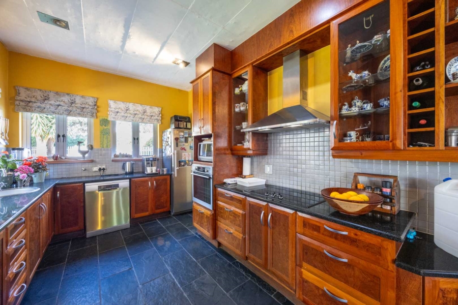 5 Bedroom Property for Sale in Moreleta Park Gauteng