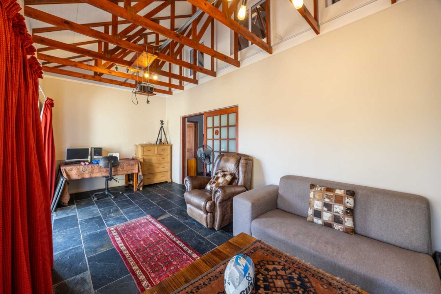 5 Bedroom Property for Sale in Moreleta Park Gauteng