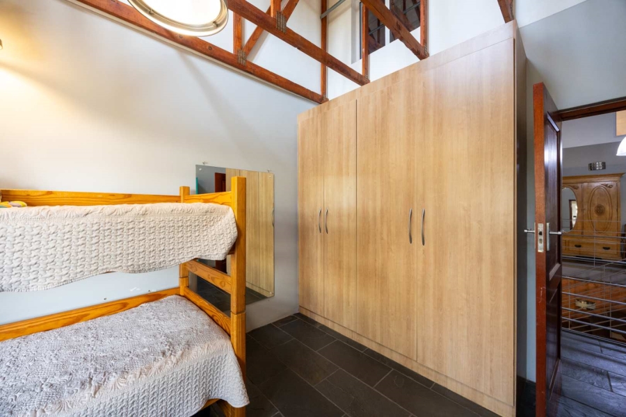5 Bedroom Property for Sale in Moreleta Park Gauteng