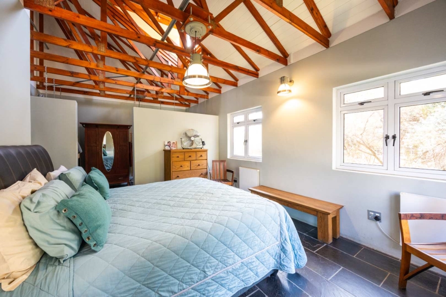 5 Bedroom Property for Sale in Moreleta Park Gauteng