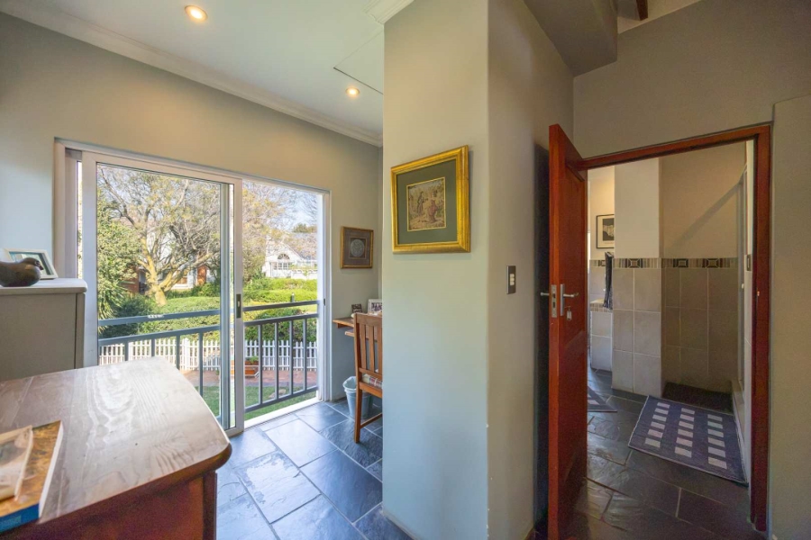 5 Bedroom Property for Sale in Moreleta Park Gauteng