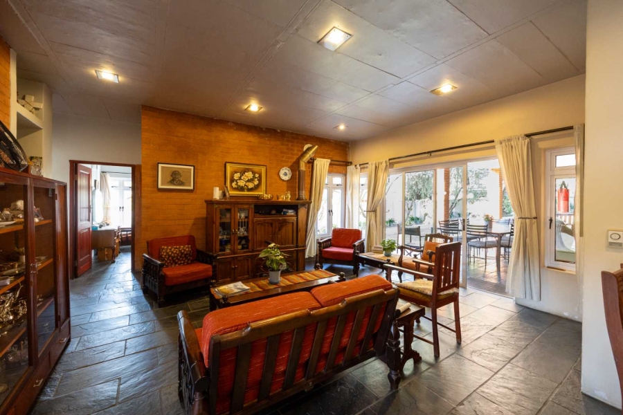 5 Bedroom Property for Sale in Moreleta Park Gauteng