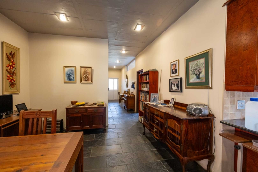 5 Bedroom Property for Sale in Moreleta Park Gauteng