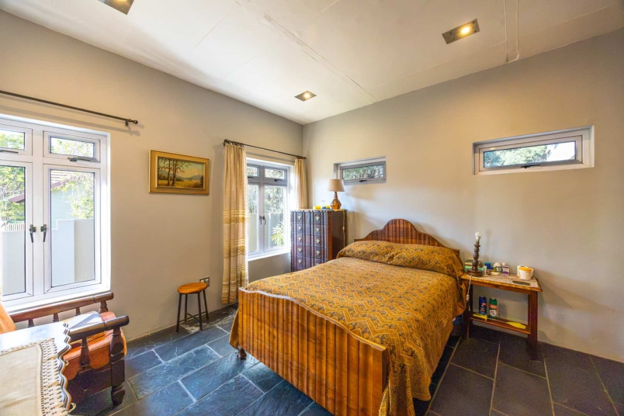 5 Bedroom Property for Sale in Moreleta Park Gauteng