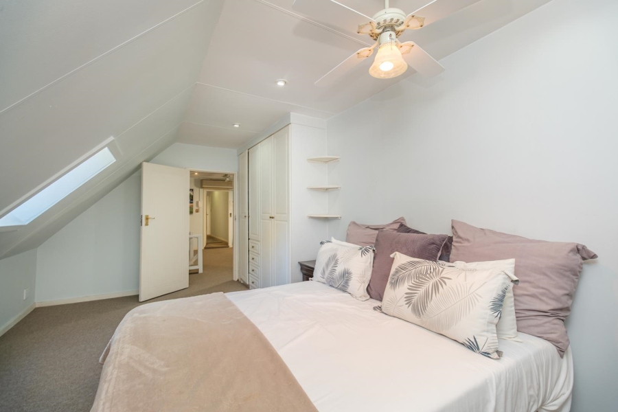 7 Bedroom Property for Sale in Moreleta Park Gauteng