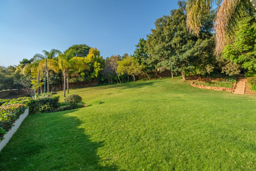 7 Bedroom Property for Sale in Moreleta Park Gauteng