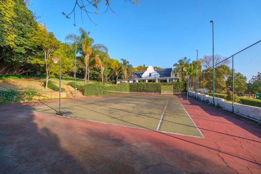7 Bedroom Property for Sale in Moreleta Park Gauteng