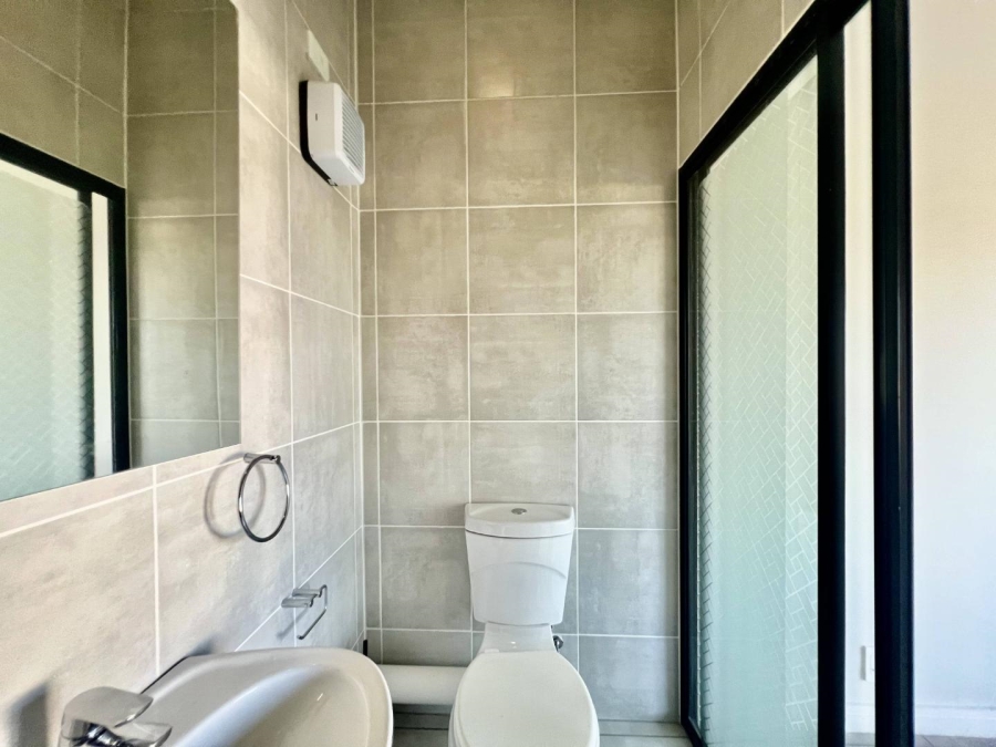 To Let 2 Bedroom Property for Rent in Linbro Park Gauteng