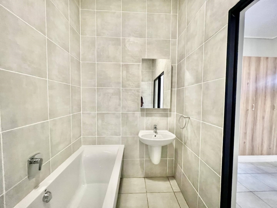 To Let 2 Bedroom Property for Rent in Linbro Park Gauteng
