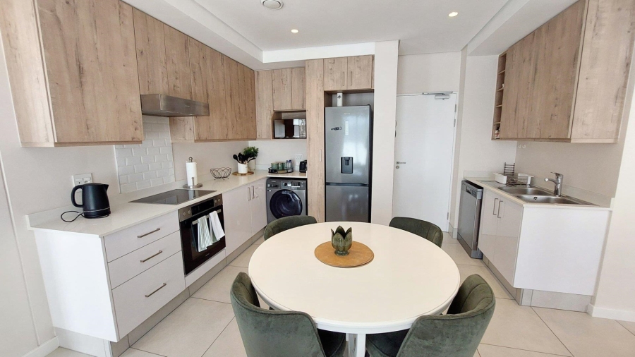 2 Bedroom Property for Sale in Glenadrienne Gauteng
