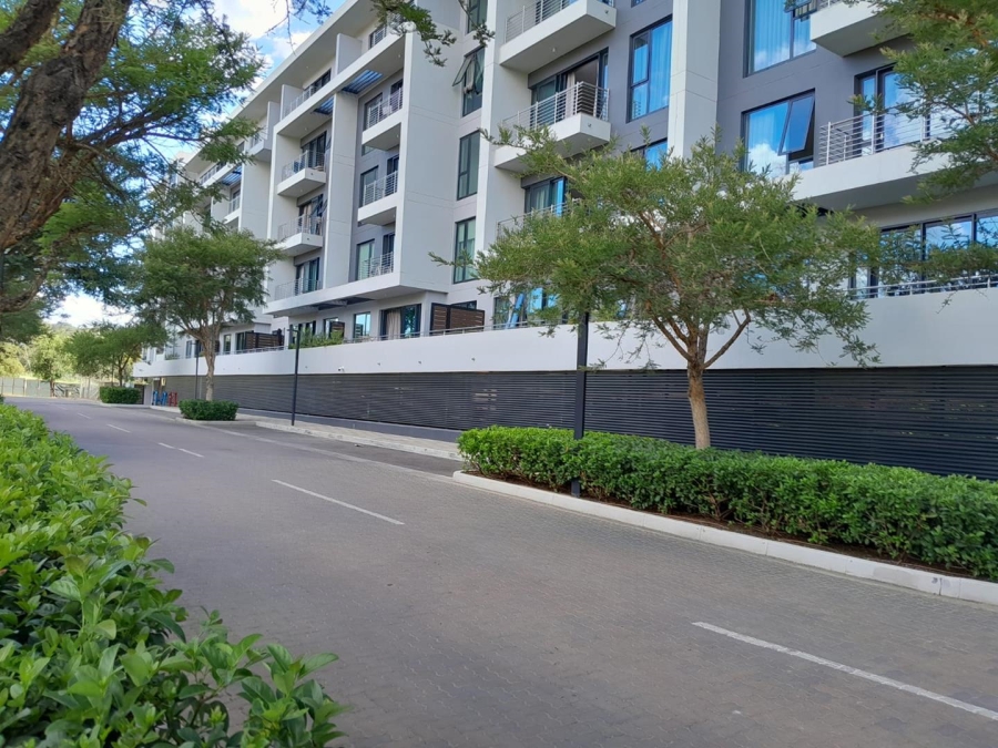 2 Bedroom Property for Sale in Glenadrienne Gauteng