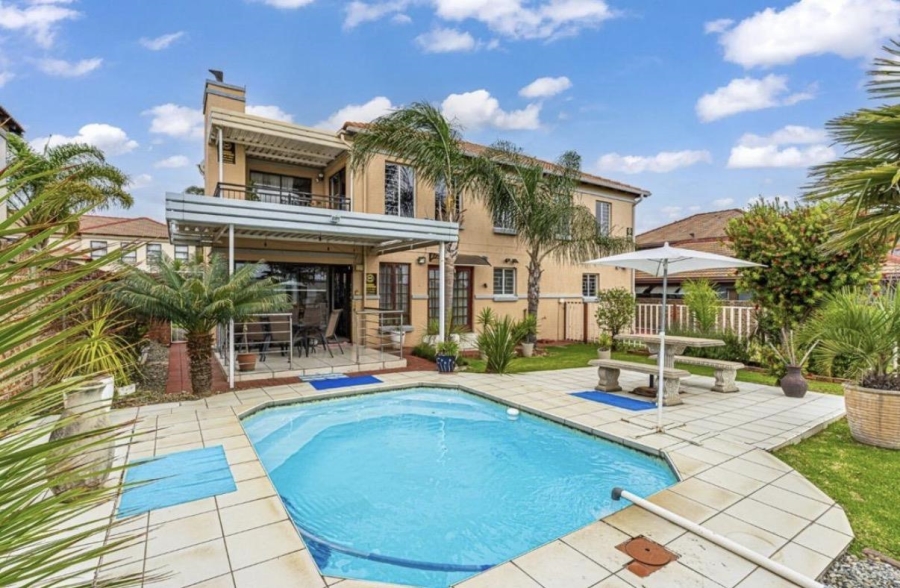 3 Bedroom Property for Sale in Parkrand Gauteng
