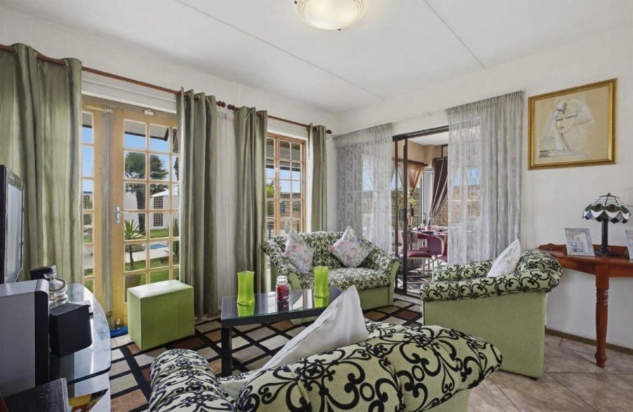 3 Bedroom Property for Sale in Parkrand Gauteng
