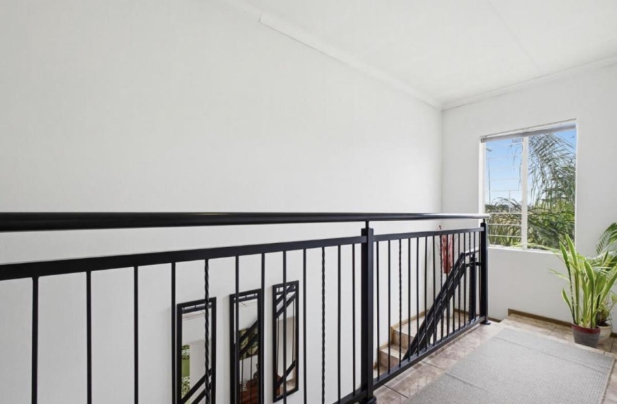 3 Bedroom Property for Sale in Parkrand Gauteng
