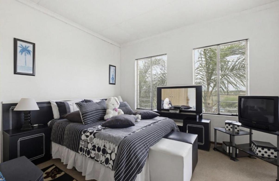 3 Bedroom Property for Sale in Parkrand Gauteng