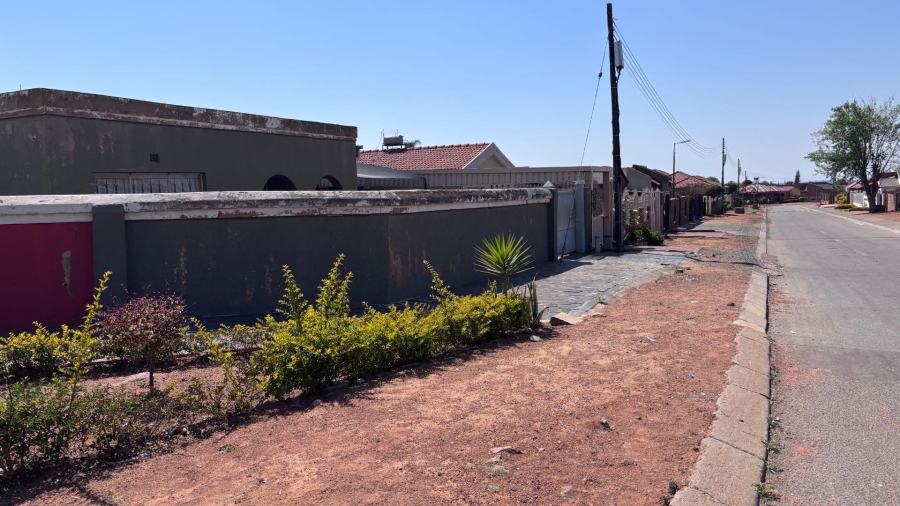 4 Bedroom Property for Sale in Soshanguve L Gauteng