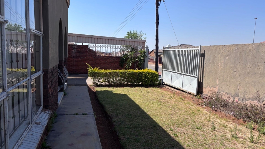 4 Bedroom Property for Sale in Soshanguve L Gauteng