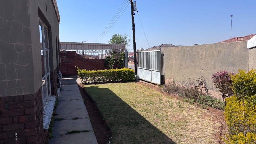 4 Bedroom Property for Sale in Soshanguve L Gauteng