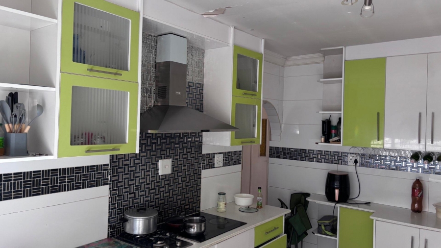 4 Bedroom Property for Sale in Soshanguve L Gauteng