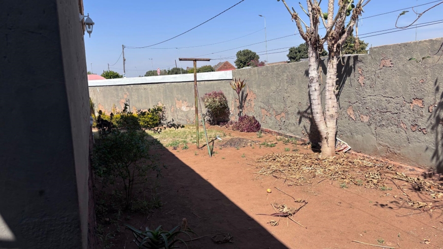 4 Bedroom Property for Sale in Soshanguve L Gauteng