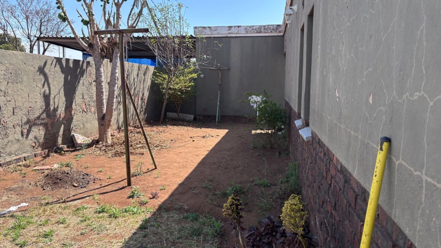 4 Bedroom Property for Sale in Soshanguve L Gauteng