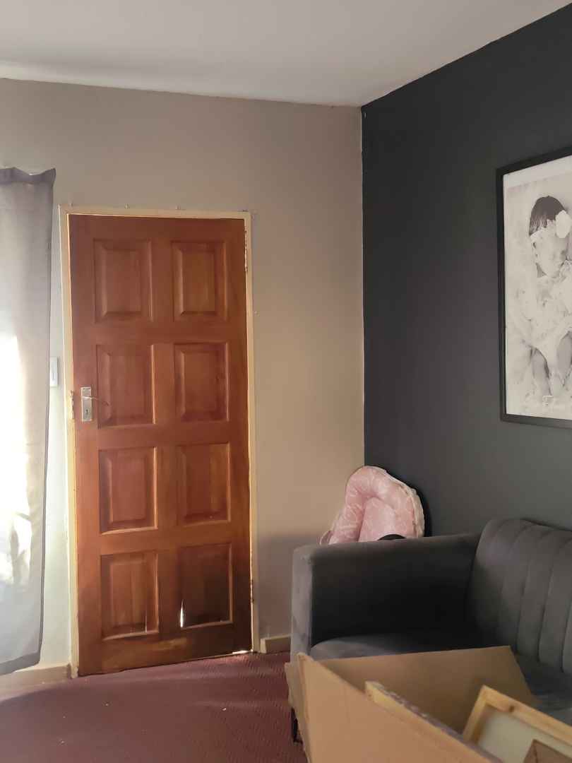 To Let 2 Bedroom Property for Rent in Annlin Gauteng