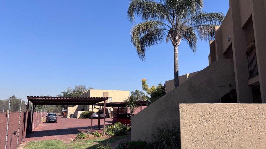 2 Bedroom Property for Sale in Dorandia Ext 10 Gauteng