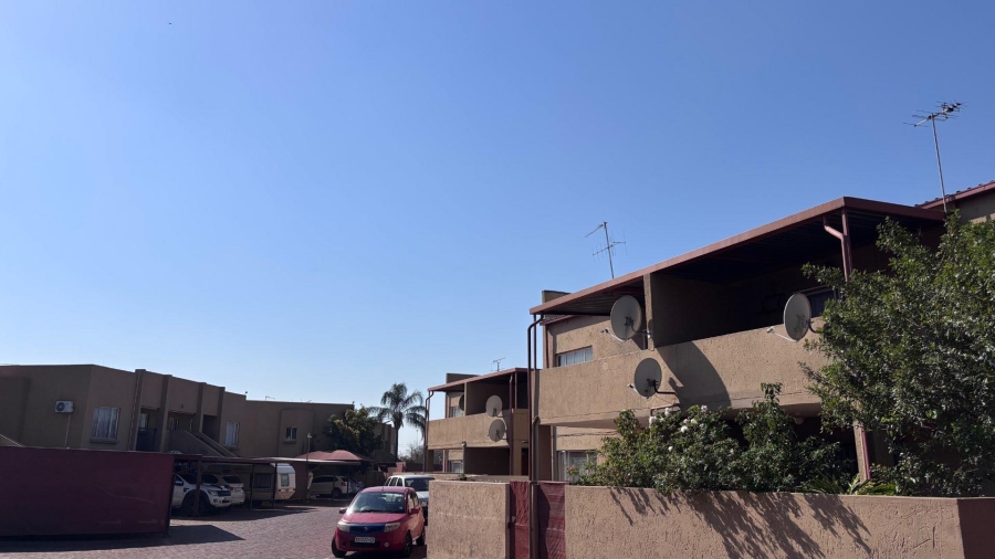 2 Bedroom Property for Sale in Dorandia Ext 10 Gauteng