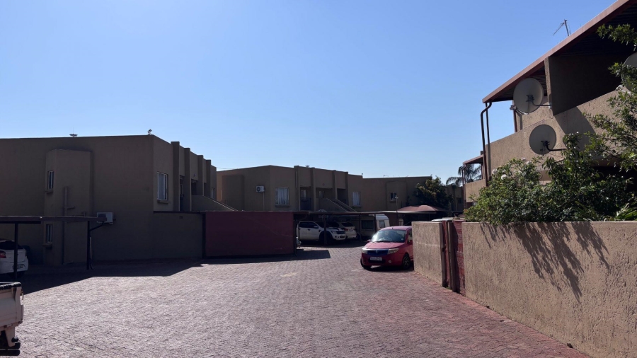 2 Bedroom Property for Sale in Dorandia Ext 10 Gauteng