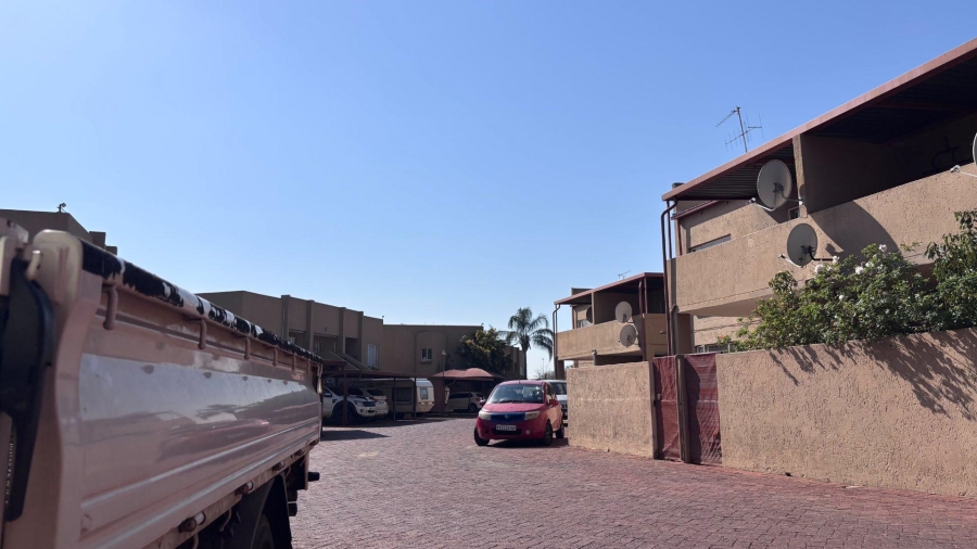 2 Bedroom Property for Sale in Dorandia Ext 10 Gauteng