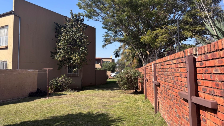 2 Bedroom Property for Sale in Dorandia Ext 10 Gauteng