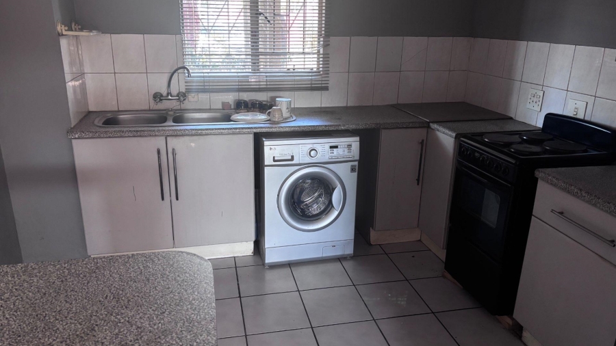 2 Bedroom Property for Sale in Dorandia Ext 10 Gauteng