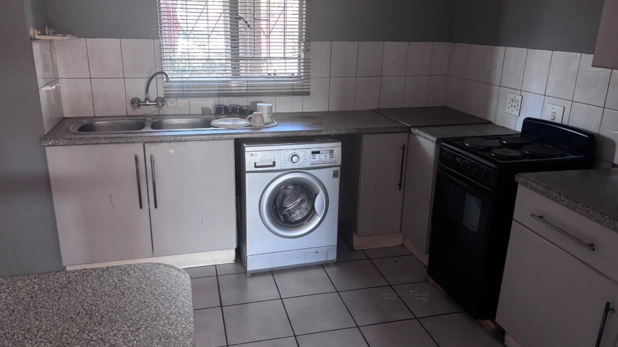 2 Bedroom Property for Sale in Dorandia Ext 10 Gauteng