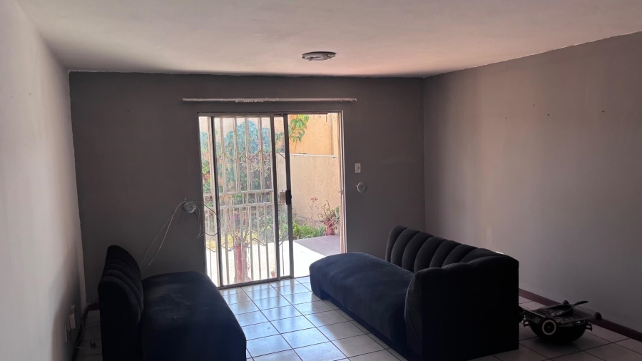 2 Bedroom Property for Sale in Dorandia Ext 10 Gauteng