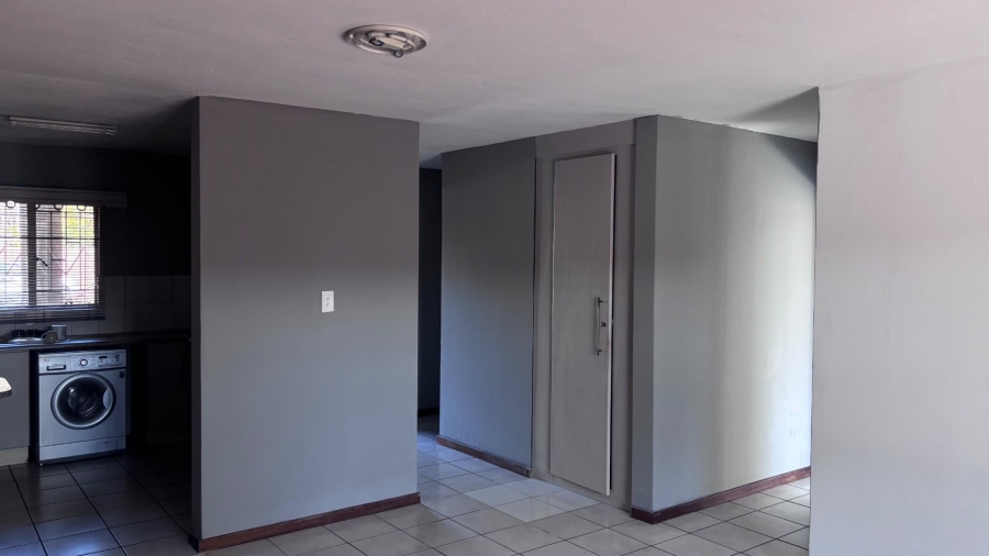 2 Bedroom Property for Sale in Dorandia Ext 10 Gauteng