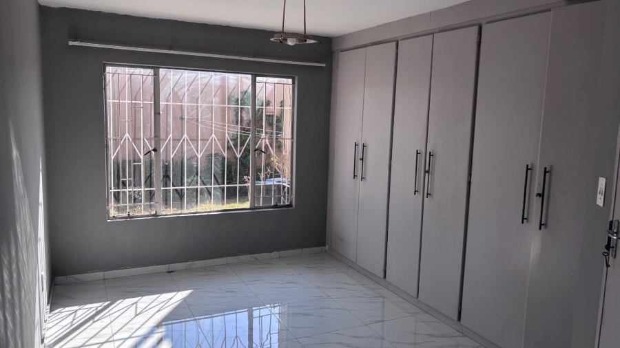 2 Bedroom Property for Sale in Dorandia Ext 10 Gauteng