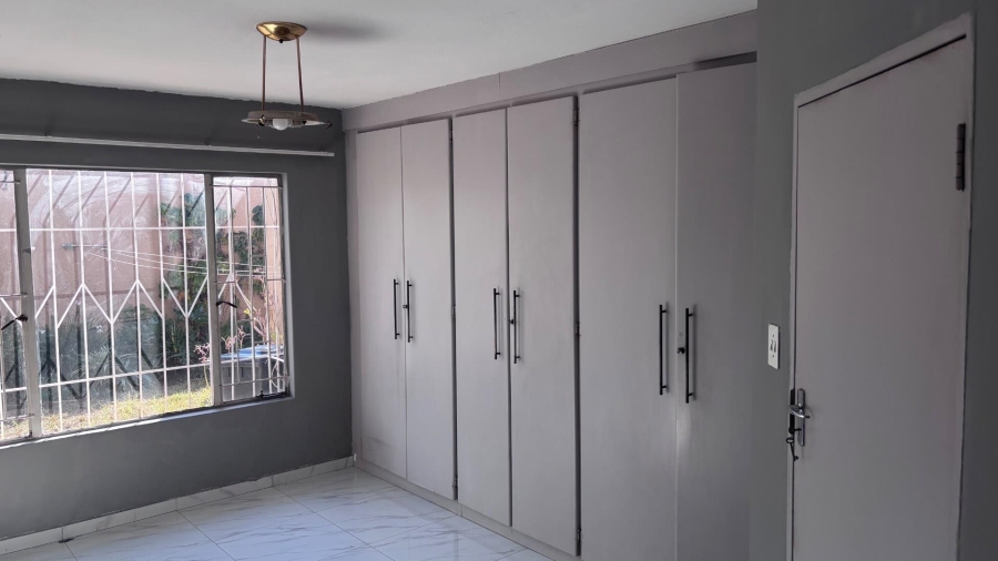 2 Bedroom Property for Sale in Dorandia Ext 10 Gauteng