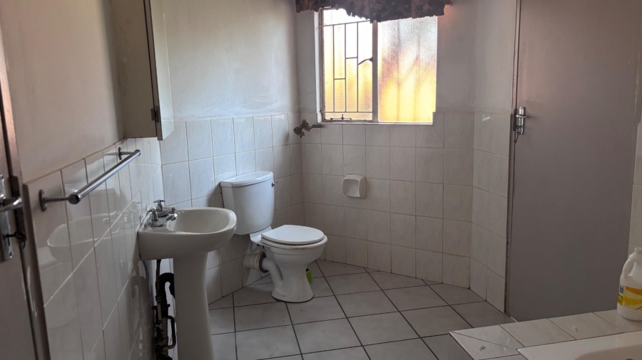 2 Bedroom Property for Sale in Dorandia Ext 10 Gauteng